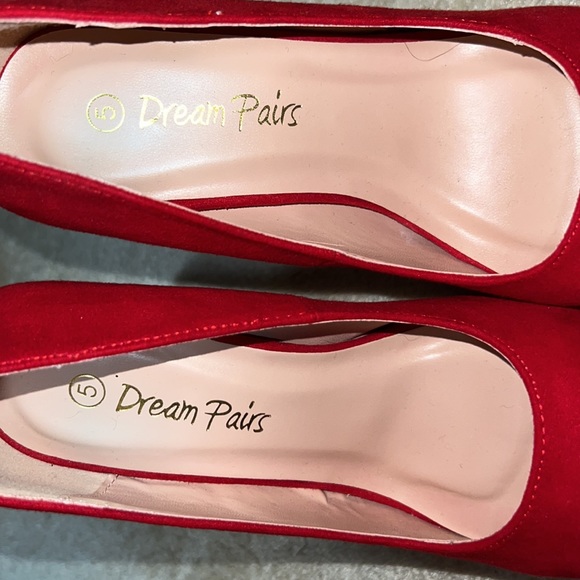 Dream Pairs Red High Heels - Picture 2 of 3